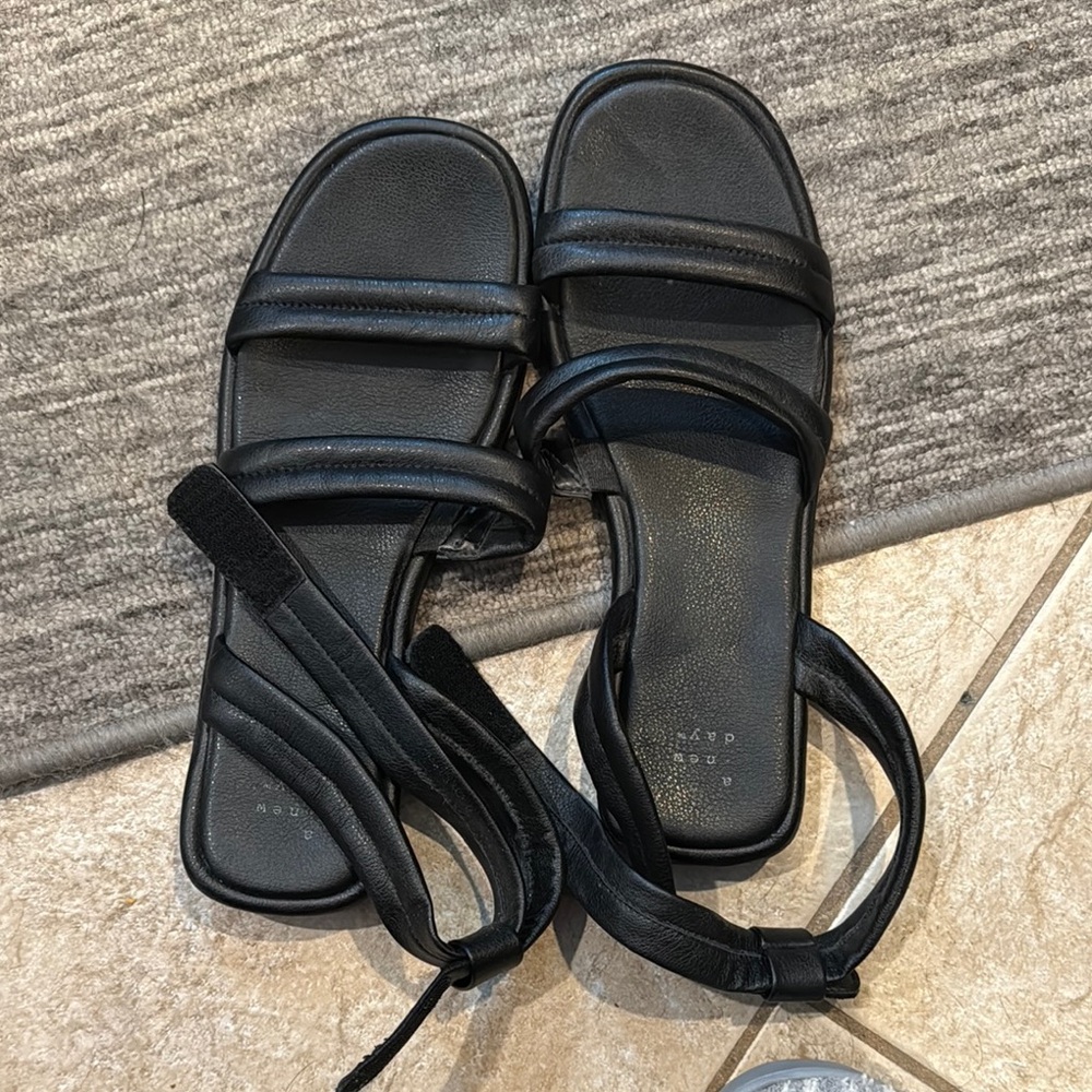 Sleek Black Minimalist Sandals